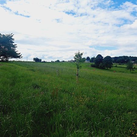 *Au Refuge Ardennais* Apartment Bertogne Bagian luar foto